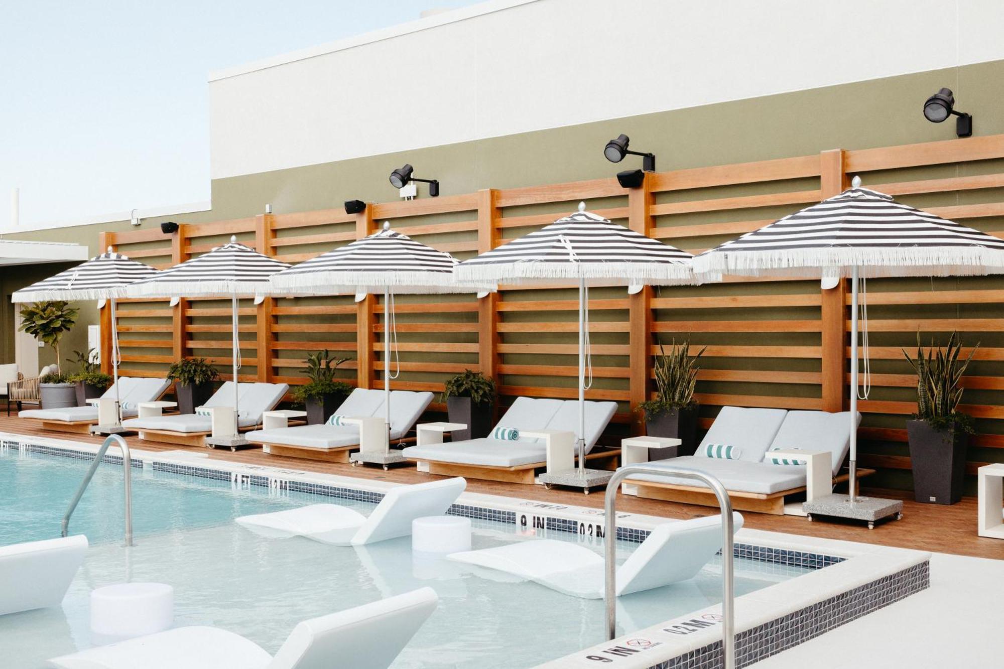 The Hiatus Clearwater Beach, Curio Collection By Hilton Bagian luar foto