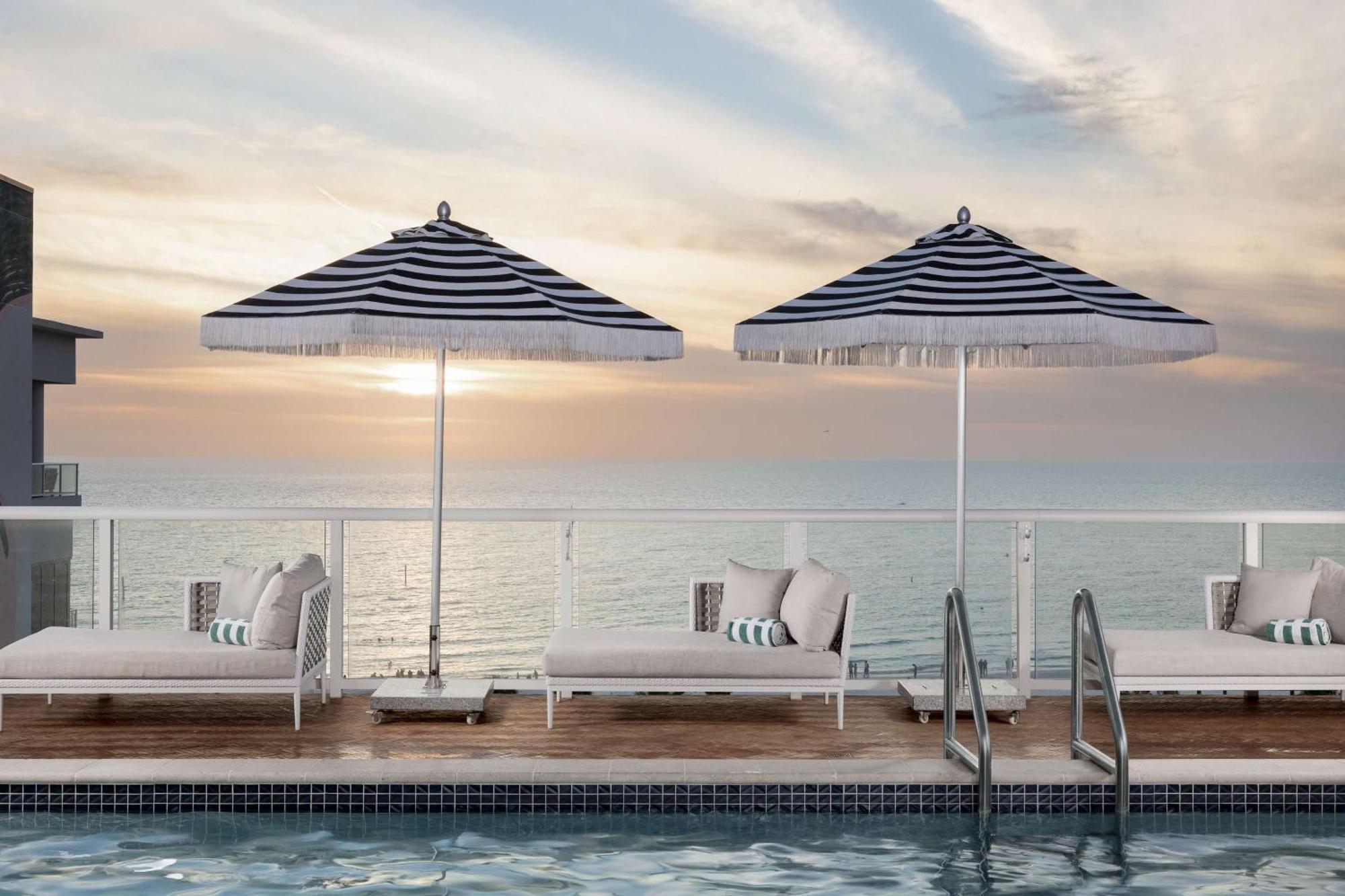 The Hiatus Clearwater Beach, Curio Collection By Hilton Bagian luar foto